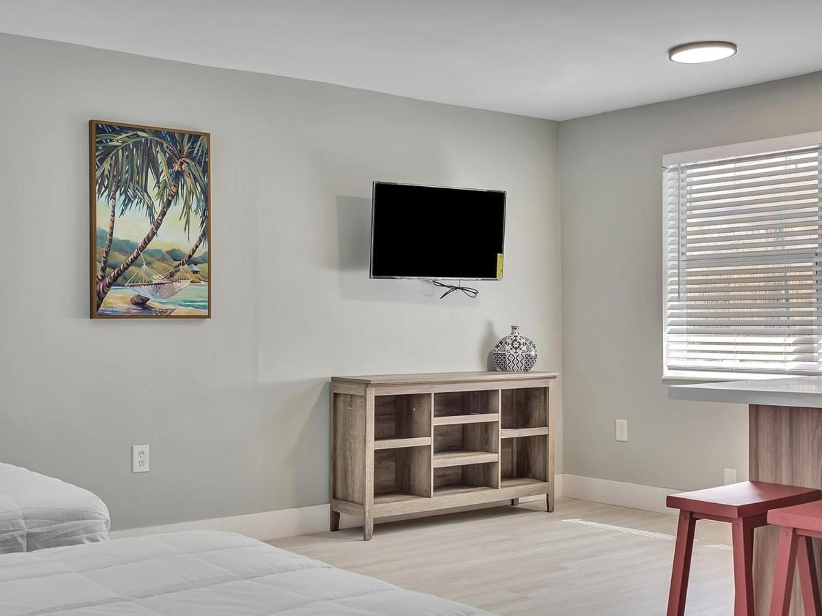 The Shell On Walnut Studio With Bath Hollywood Beach Free Parking Dania Beach Εξωτερικό φωτογραφία